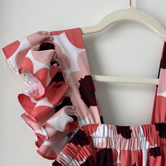 Floral Ruffle Maxi jumpsuit - Picture 2 of 5